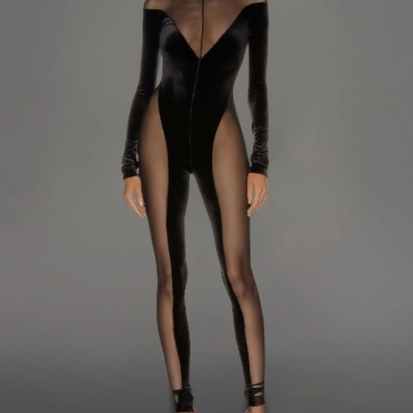 Feline catsuit - Picture 4 of 4